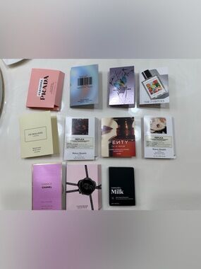Assorted fragrance perfume sample pack bundle New with tags